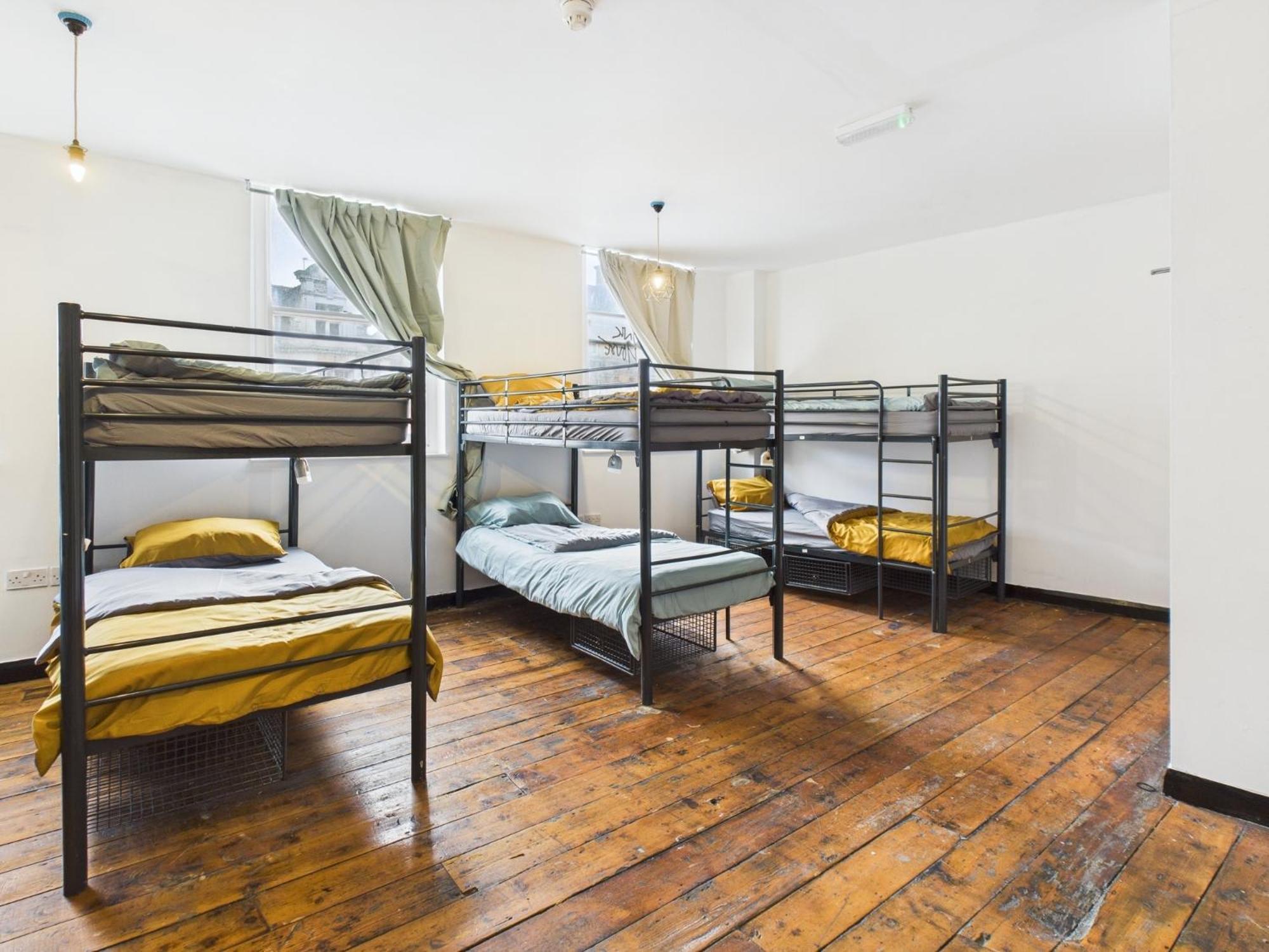 Хостел Bunkhouse Кардифф Экстерьер фото